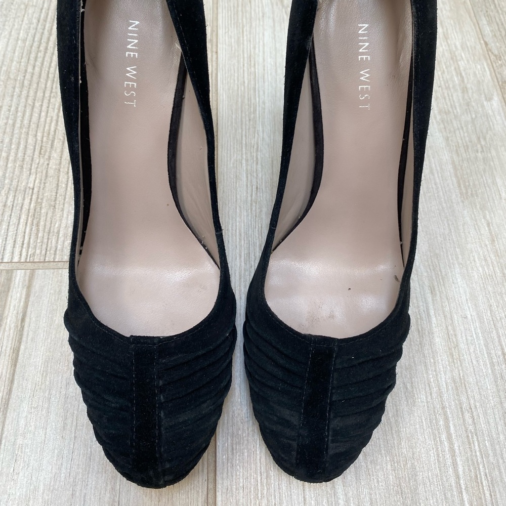 Nine West Suede Pump